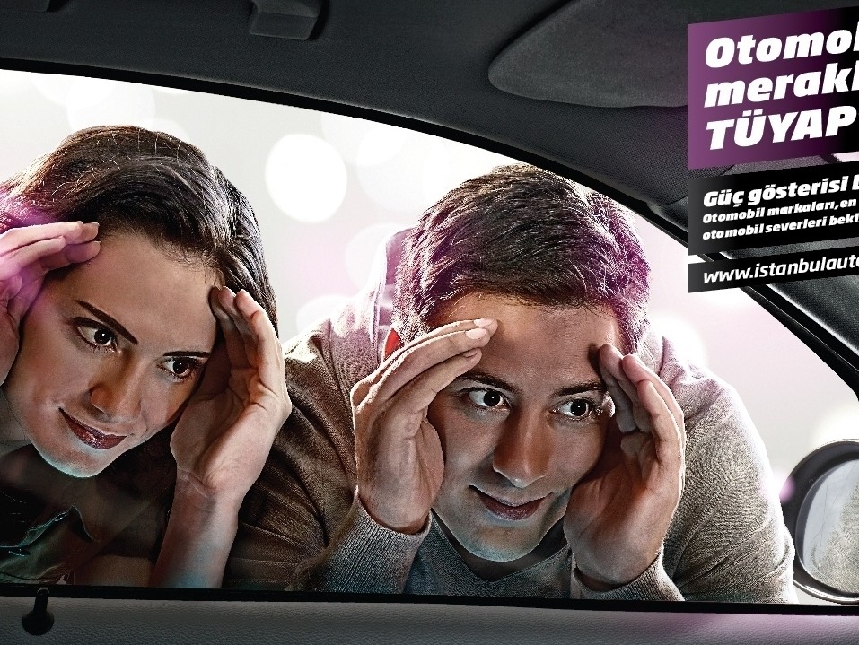 Autoshow 2012’nin farklı konseptine farklı reklamlar