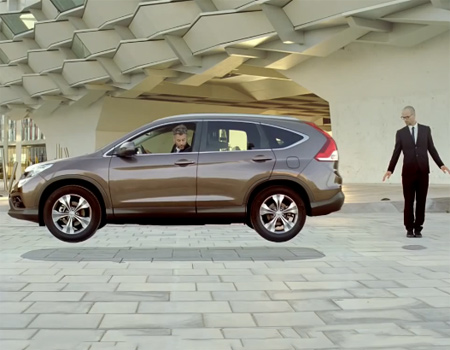 Honda'dan yeni CRV'ye büyüleyici reklam filmi.
