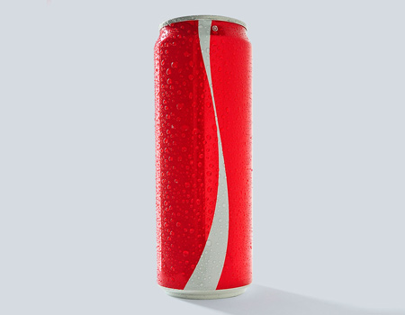 Coca-Cola ‘yaftaların’ olmadığı bir dünya için etiketleri çıkardı