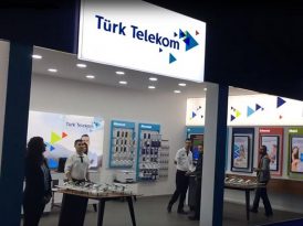 Türk Telekom yönetiminde iki istifa