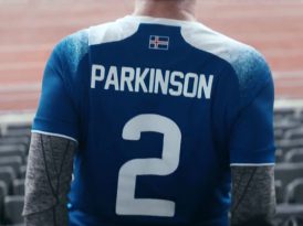 İzlandalı futbolculardan parkinson hastalarına destek