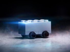 Tesla Cybertruck'a LEGO yorumu