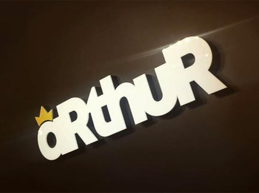 aRthuR'a yeni müşteri