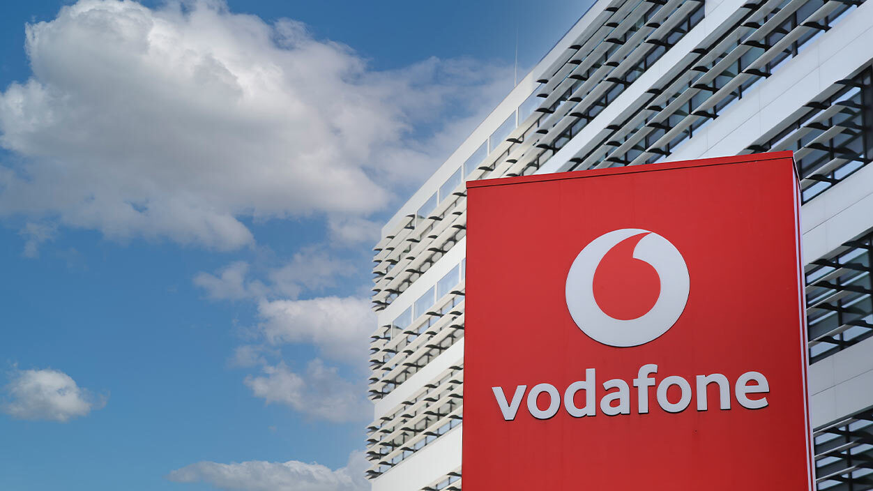 Vodafone 3 yılda 11 bin çalışanı işten çıkaracak