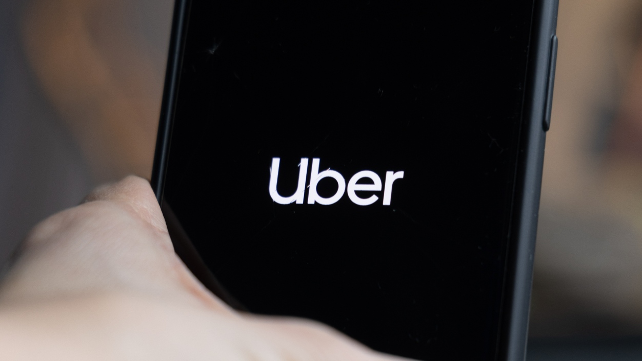 Uber Türkiye’de yola taksi uygulamasıyla devam edecek