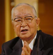 Yılın medya adamı Tsuneo Watanabe